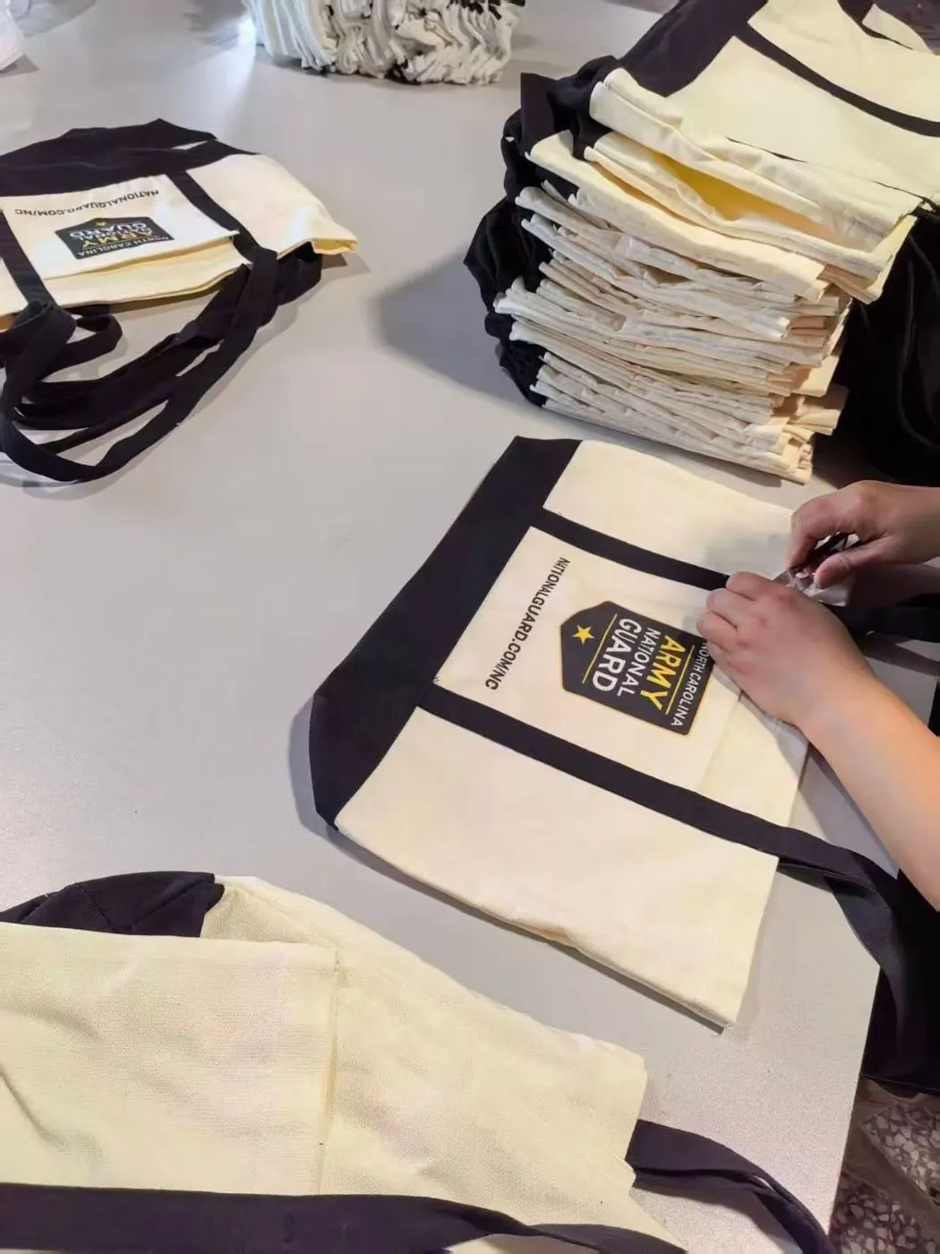 Custom Logo Cotton Promotional Tote Bag — Wholesale Gift Bag for Brands
